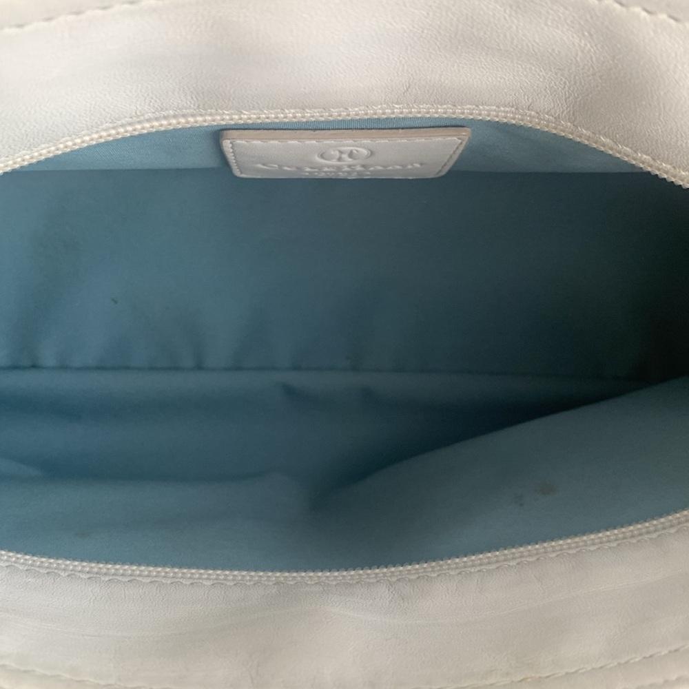 ColeHaan leather purse, pre used/enjoyed. - Picture 7 of 9